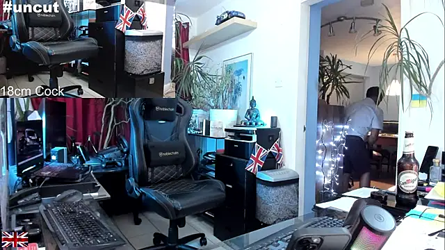 Snapshot of OnlineBossUK chatting on September 28, 1:55 am OnlineBossUK online show from September 28, 1:55 am