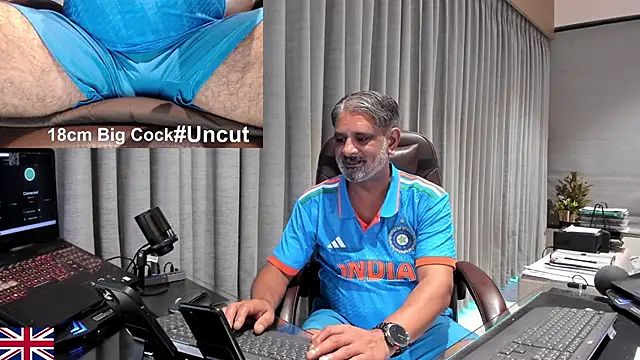 OnlineBossUK online show from March 29, 5:24 pm