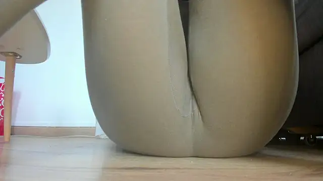 Squirtlady38 online show from June 23, 5:33 pm