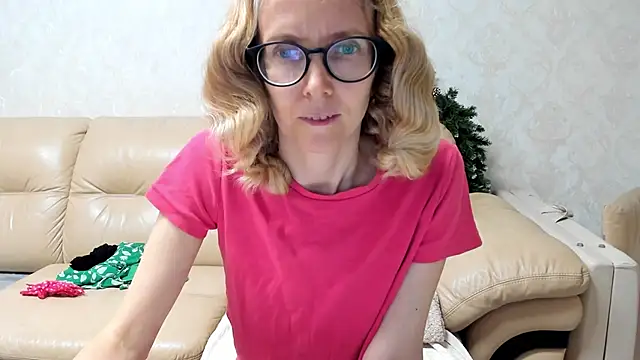 angelmommu online show from January 13, 6:38 am