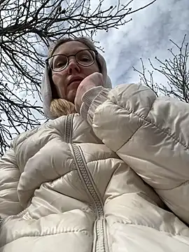 angelmommu online show from March 29, 11:32 am