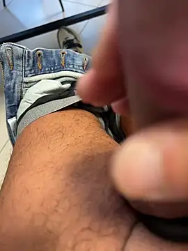 Snapshot of buodiculo chatting on February 3, 7:13 am buodiculo online show from February 3, 7:13 am