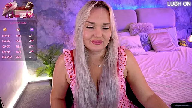 MissyMartinez online show from October 10, 8:13 am