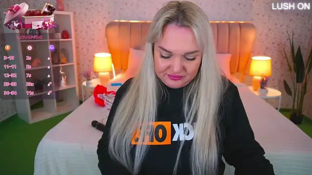 MissyMartinez online show from January 19, 8:51 am