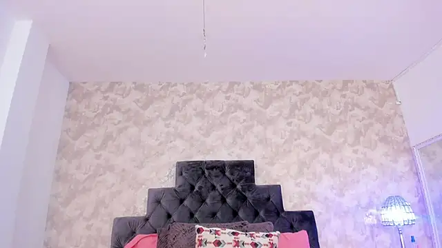 elizabeth coleman online show from October 20, 8:42 pm