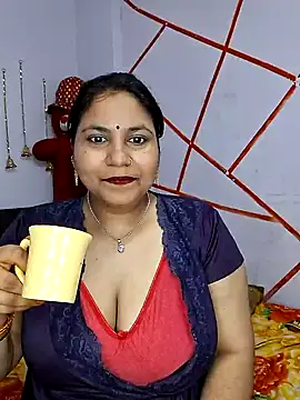 Snapshot of MOM-SUN-COUPLE chatting on January 29, 7:32 pm MOM-SUN-COUPLE online show from January 29, 7:32 pm