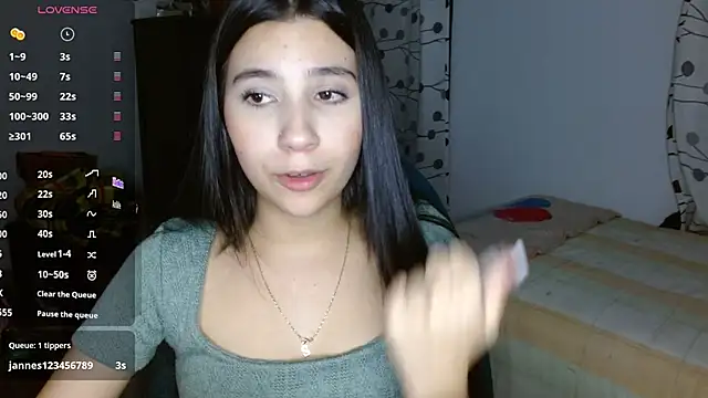 mia  lopez  online show from December 7, 3:47 am