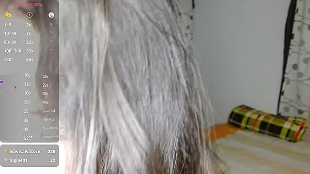 mia  lopez  online show from December 11, 4:18 am