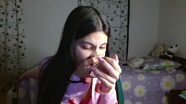 mia  lopez  online show from March 4, 11:22 pm