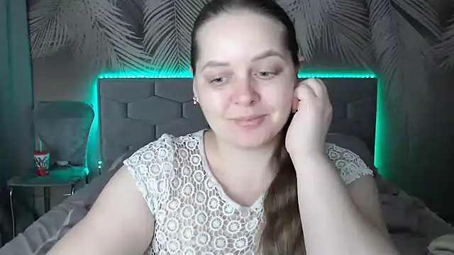 uliastar online show from January 31, 12:51 pm