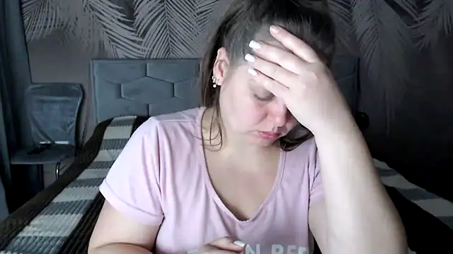 uliastar online show from September 29, 6:40 am