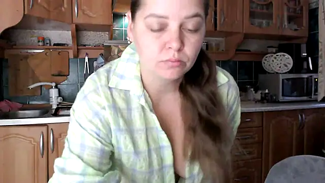 uliastar online show from October 5, 5:39 am