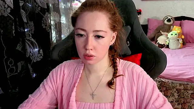 TinaBrook online show from March 6, 4:53 am