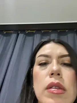 martina contreras online show from February 20, 12:30 am