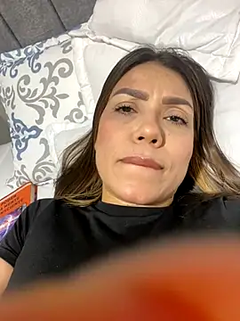 martina contreras online show from October 26, 5:13 am