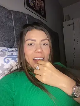 martina contreras online show from November 23, 1:05 am