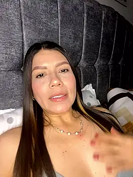 martina contreras online show from January 17, 3:11 am