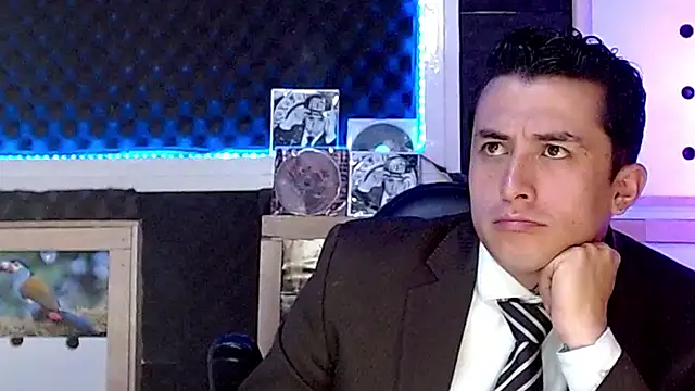 Darko0717 online show from January 6, 7:56 pm