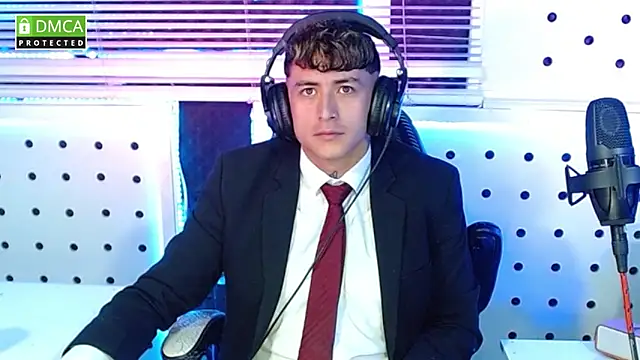 Darko0717 online show from October 16, 12:28 pm