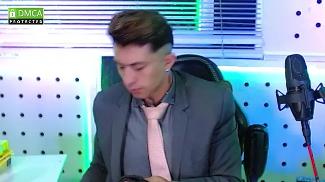 Darko0717 online show from October 18, 12:06 pm