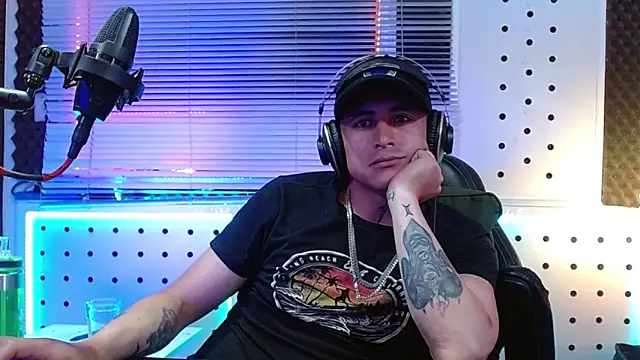 Darko0717 online show from March 29, 2:44 am