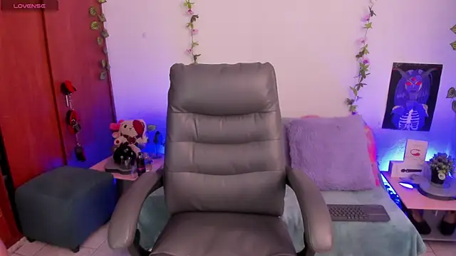 Cata green online show from September 26, 8:24 pm