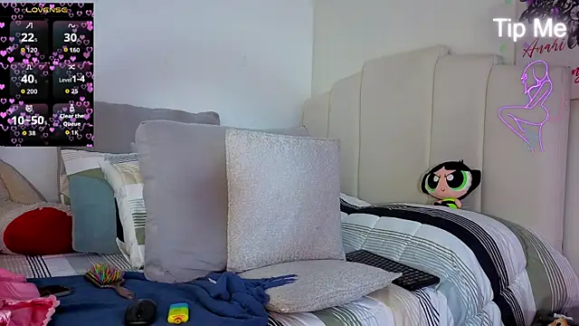 Snapshot of anahii_01 chatting on February 26, 2:43 am anahii 01 online show from February 26, 2:43 am