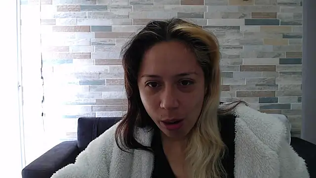 MommyMiaWs online show from October 2, 2:35 pm