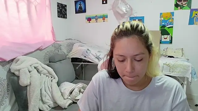 MommyMiaWs online show from May 5, 3:53 pm