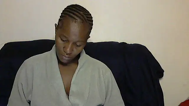 Snapshot of sluttylaura21 chatting on March 22, 3:20 am sluttylaura21 online show from March 22, 3:20 am