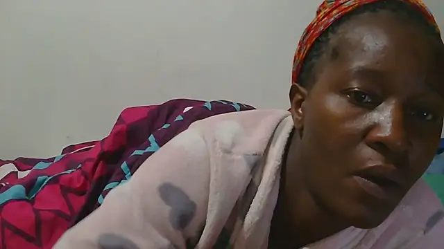 Snapshot of sluttylaura21 chatting on September 25, 8:23 pm sluttylaura21 online show from September 25, 8:23 pm