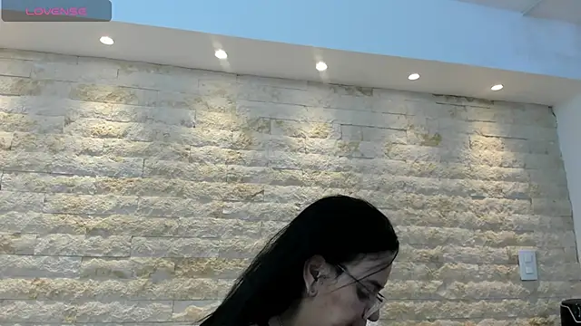 anette cooper online show from November 28, 4:04 am