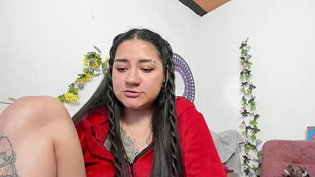Snapshot of Hanna_moore1 chatting on January 22, 9:43 pm Hanna moore1 online show from January 22, 9:43 pm