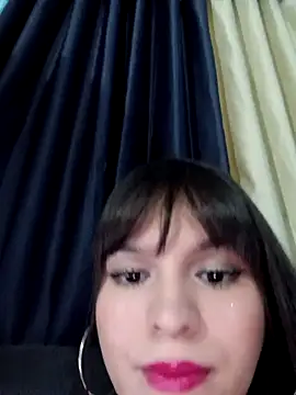 Snapshot of EmiTranny chatting on January 24, 12:09 am EmiTranny online show from January 24, 12:09 am