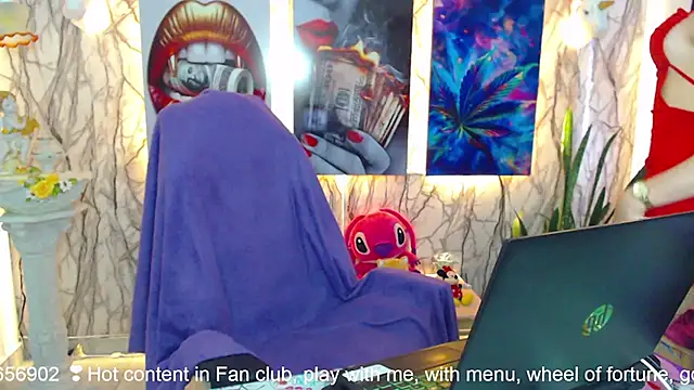 Snapshot of EmiTranny chatting on February 25, 5:15 pm EmiTranny online show from February 25, 5:15 pm