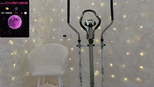 EvaSileZ online show from February 10, 7:04 am