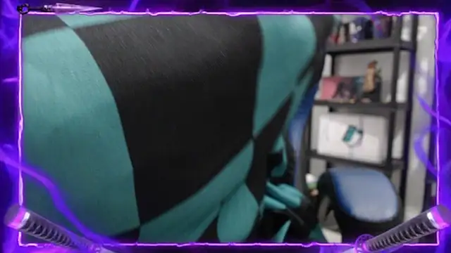 Snapshot of DinoZero chatting on February 19, 4:08 am DinoZero online show from February 19, 4:08 am