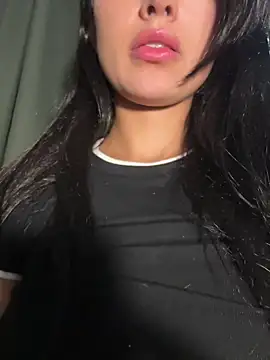 Snapshot of EvaMoet chatting on October 14, 1:06 am EvaMoet online show from October 14, 1:06 am