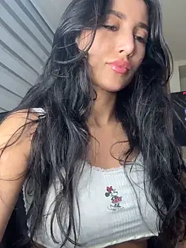 Snapshot of EvaMoet chatting on February 2, 10:03 am EvaMoet online show from February 2, 10:03 am