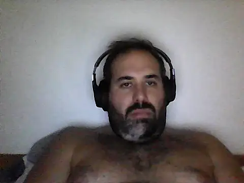 Snapshot of The_Masterxxx14 chatting on October 7, 2:36 pm The Masterxxx14 online show from October 7, 2:36 pm