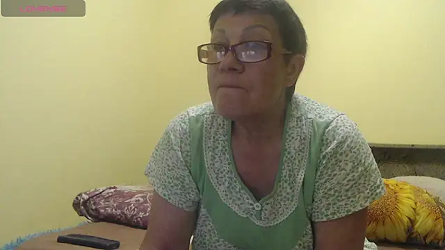 Sandra Carina online show from May 6, 8:25 pm