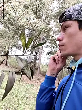 Snapshot of Juam22 chatting on October 29, 8:43 pm Juam22 online show from October 29, 8:43 pm