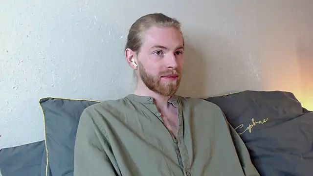 Snapshot of Damien_Bi chatting on January 27, 9:44 pm Damien Bi online show from January 27, 9:44 pm