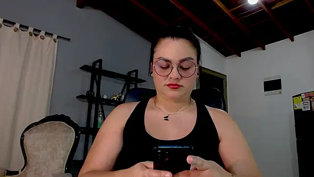 maela1 online show from September 22, 11:29 pm