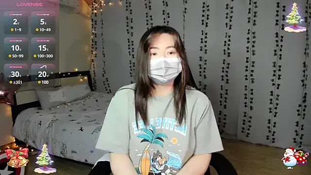 Snapshot of kimchi_03 chatting on December 6, 8:26 am kimchi 03 online show from December 6, 8:26 am