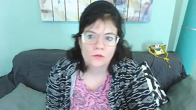 Snapshot of EverlyRays chatting on January 10, 4:09 pm EverlyRays online show from January 10, 4:09 pm