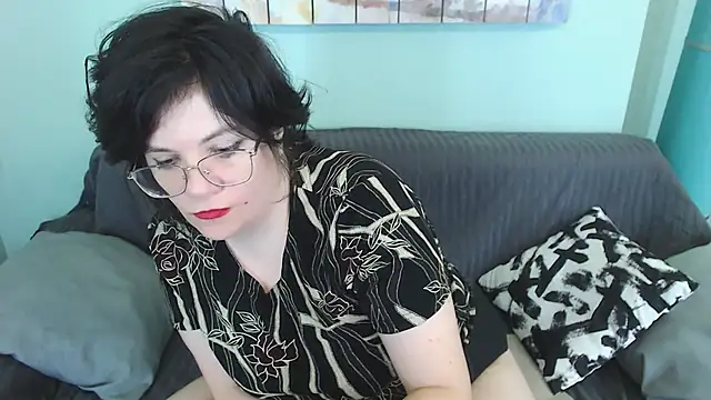 Snapshot of EverlyRays chatting on March 7, 6:54 pm EverlyRays online show from March 7, 6:54 pm