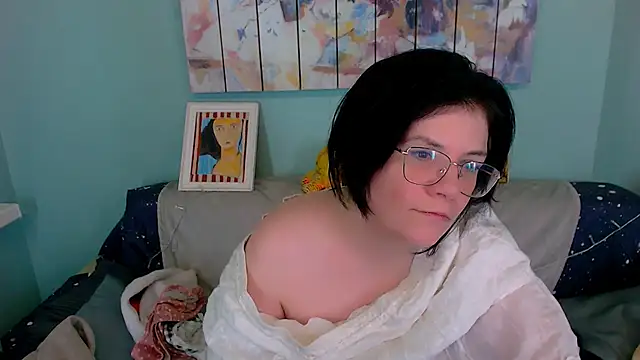 EverlyRays online show from February 3, 2:53 am