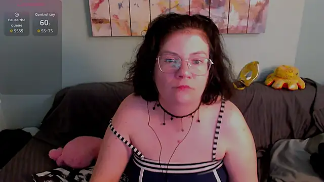 EverlyRays online show from June 16, 5:26 pm