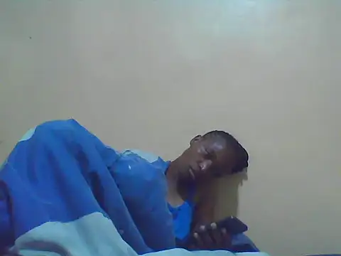 Smillie prety online show from February 18, 5:03 am